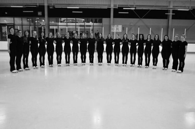 A Day in the Life of a Synchronized Skating Team Practice (a Twitter Story)